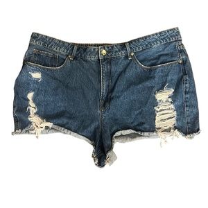 Good American EUC Bombshell Shorts Size 18 Distressed Cutoff Denim